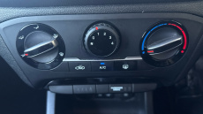 Hyundai i20 1.2 MPi SE 5dr Petrol Hatchback